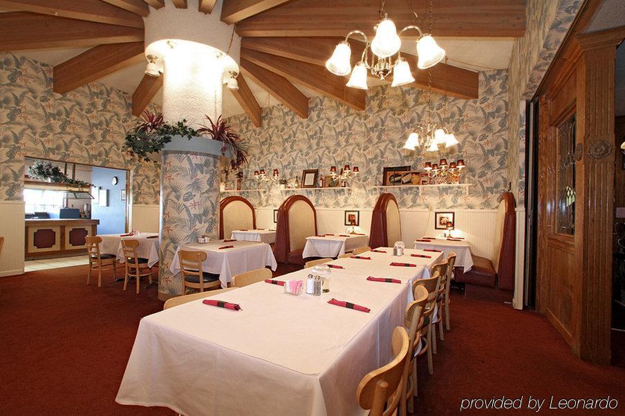 Travelodge By Wyndham Stratton Restaurant photo